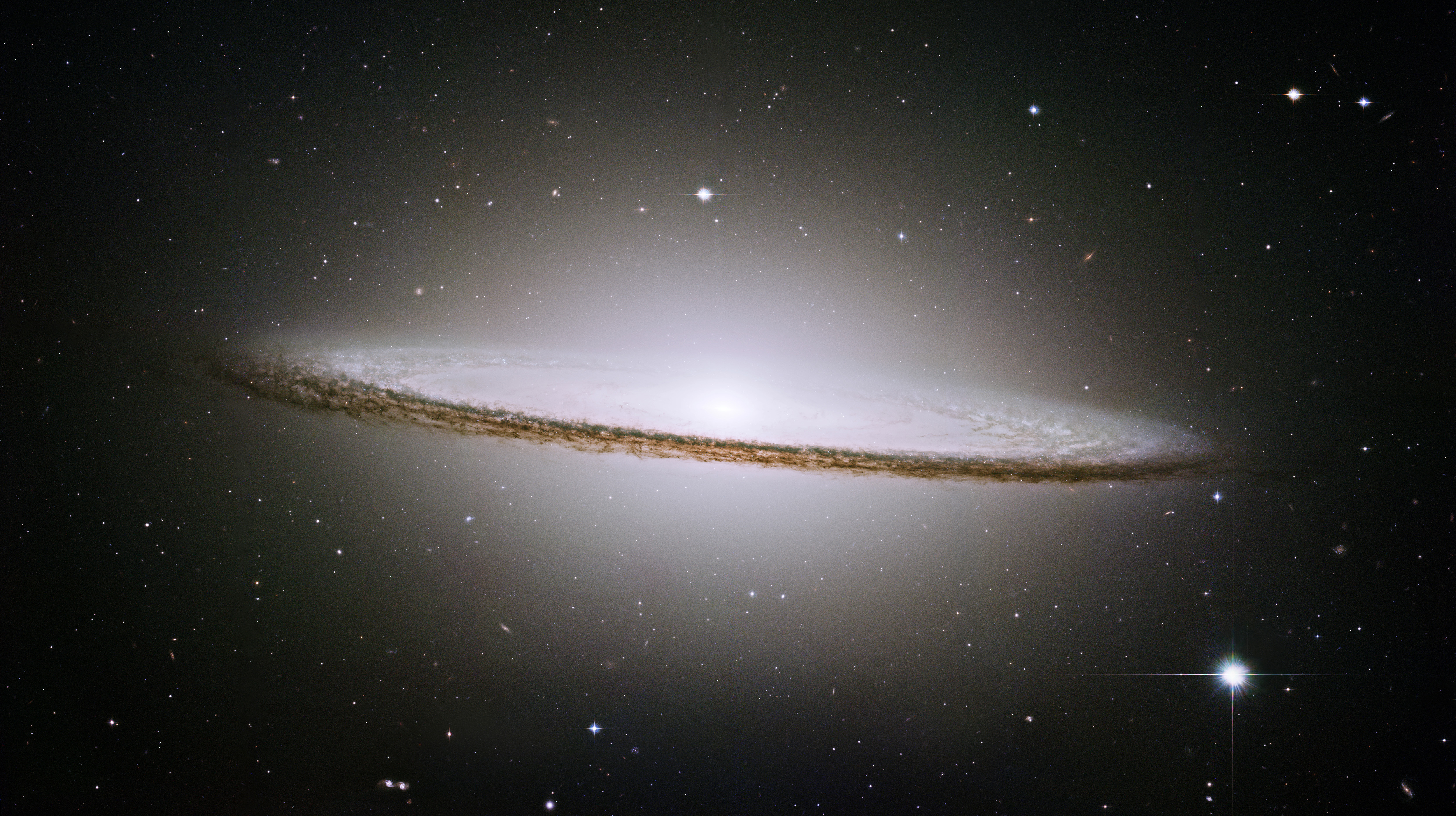 Hubble's Top 100 images - RocketSTEM