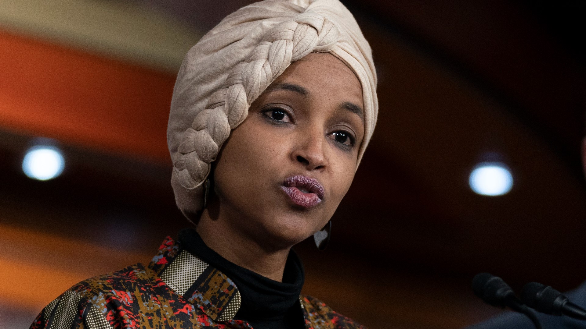 Rep. Ilhan Omar fires back at critics amid calls for ethics investigation into Somalia speech