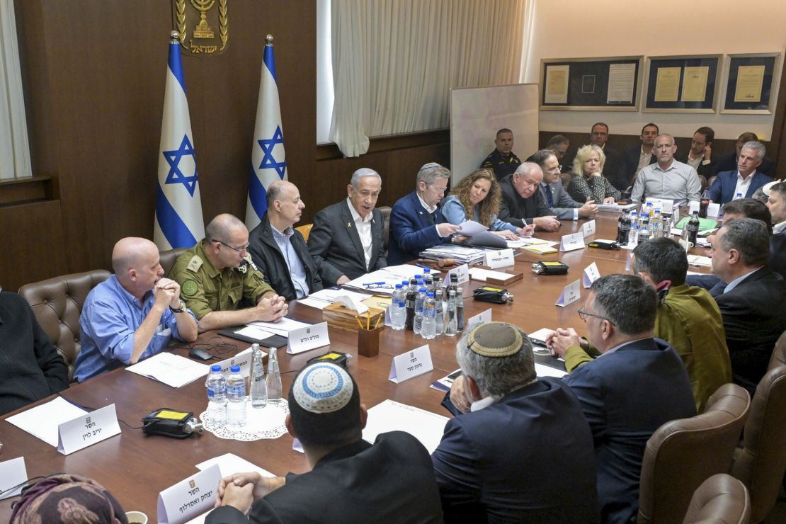 As first Israeli hostages are released, Hamas sends a message: It is ...