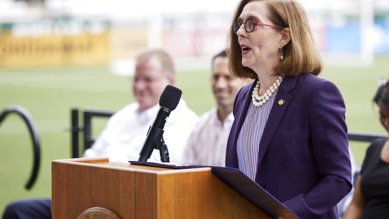 Oregon governor passes law that suspends math, reading proficiency ...