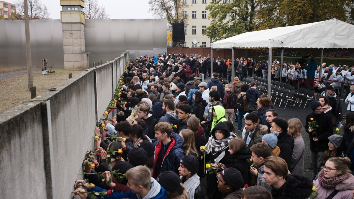 Germany, allies celebrate 30th anniversary of the Berlin Wall fall ...
